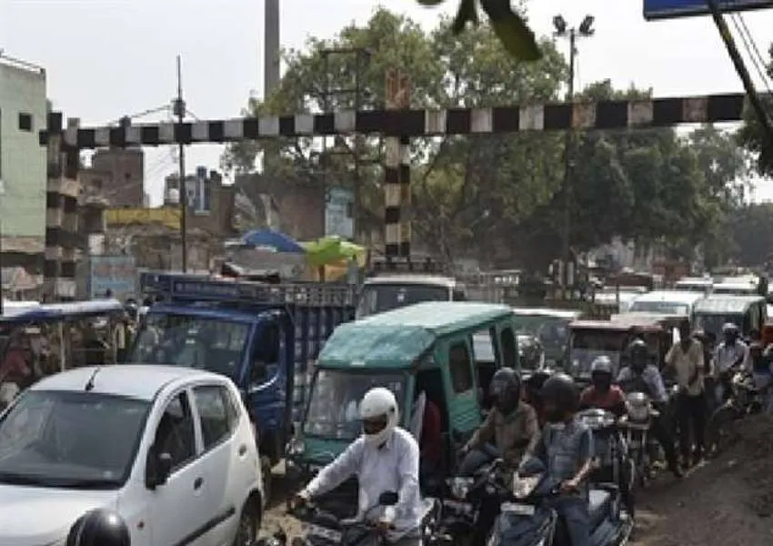 कानपुर: जयपुरिया क्रासिंग ओवरब्रिज का निर्माण अधर में, रेलवे नहीं शुरू कर पाया अपने हिस्से का काम 