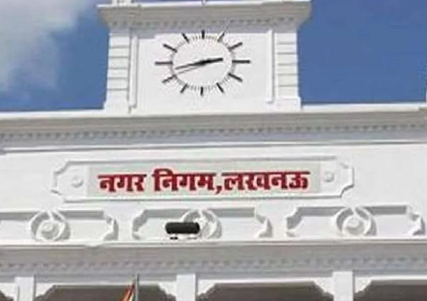 नगर निगम के आउटसोर्सिंग कर्मचारी शोषण का शिकार, समय पर वेतन नहीं दे रहीं कार्यदायी संस्थाएं