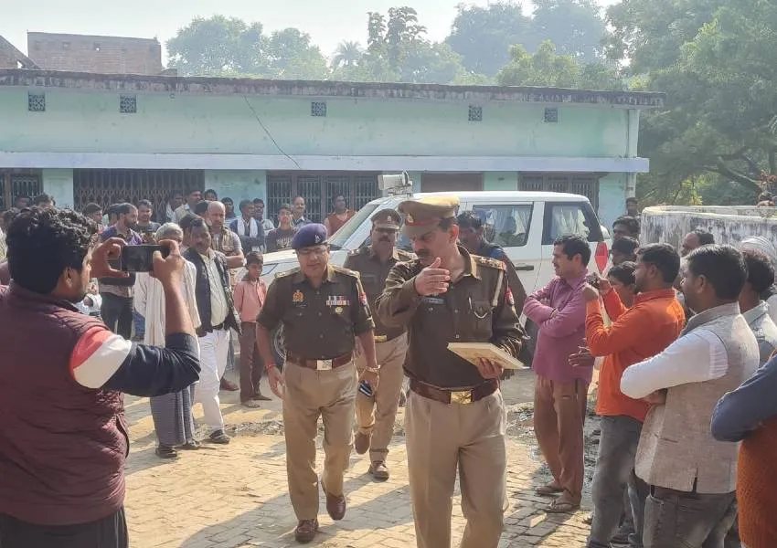 सीतापुर: कोटेदार की हथौड़े से वार कर निर्माम हत्या, परिवार में मचा कोहराम, जांच में जुटी पुलिस