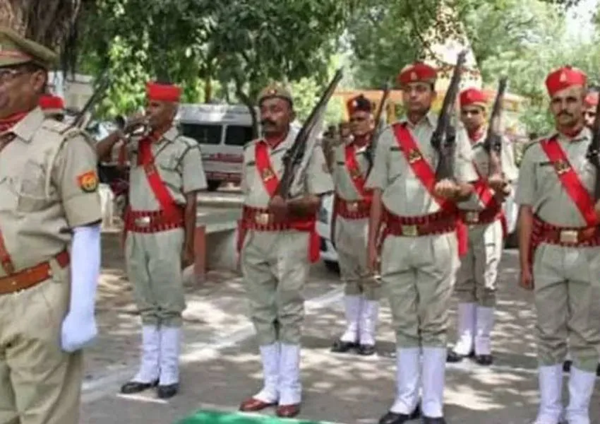 सीतापुर: पीएसी जवानों को वरिष्ठ अधिकारियों के घर के सामने रुककर सलाम ठोकने की दी गई हिदायत, पत्र वायरल