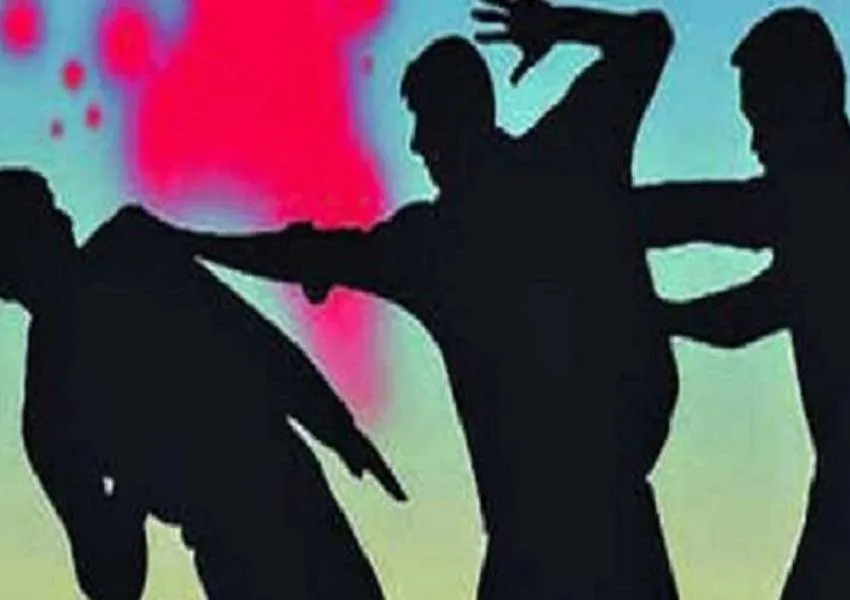 अयोध्या: निमंत्रण से लौट रहे युवक पर हमला, पुलिस से लगाई रक्षा की गुहार  