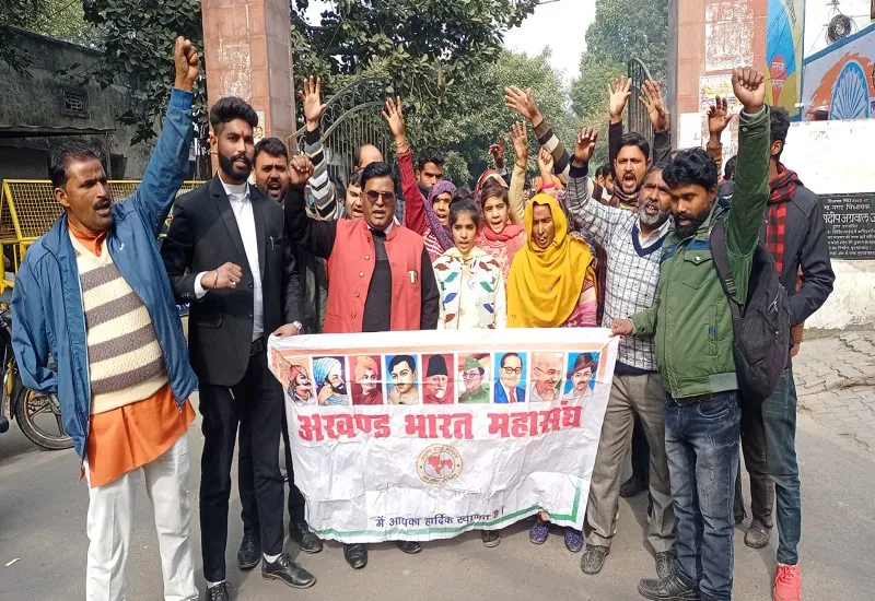 मुरादाबाद : दलित परिवार का उत्पीड़न कर रही पुलिस, एसएसपी से की शिकायत