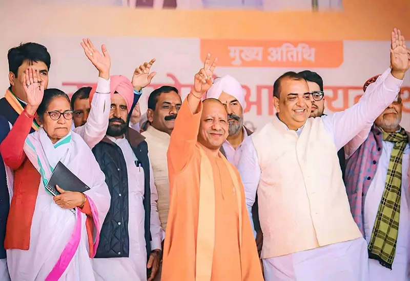 Rampur Bypoll Election Result 2022 : रामपुर में भाजपा ने रचा इतिहास, आकाश सक्सेना 34112 वोटों से जीते, सपाई मैदान छोड़कर भागे