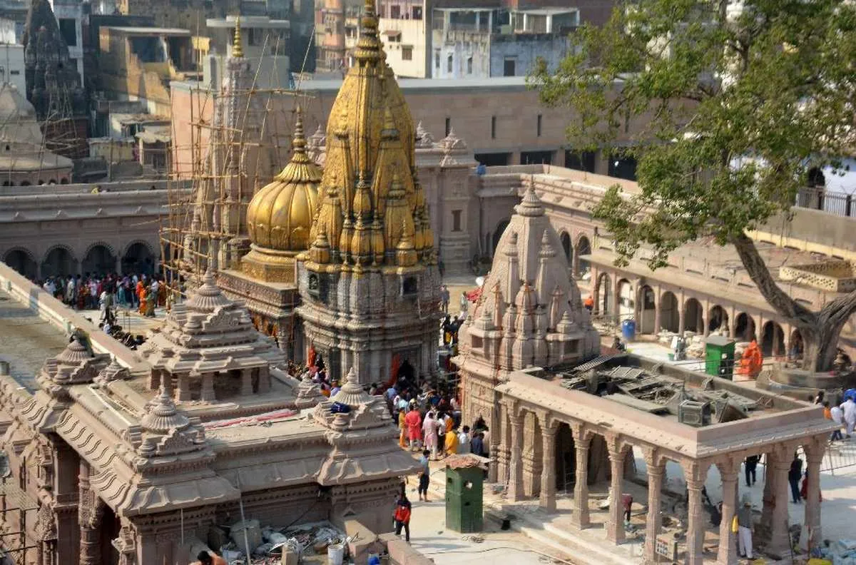काशी विश्वनाथ धाम : कॉरिडोर बनने के पहले ही साल में श्रद्धालुओं ने चढ़ाया 100  करोड़ रुपए का चढ़ावा