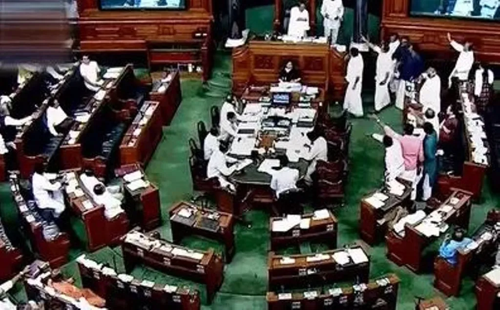 बसपा सांसद ने फिल्मों पर प्रतिबंध लगाने की मांग के बढ़ते चलन का मुद्दा लोस में उठाया 