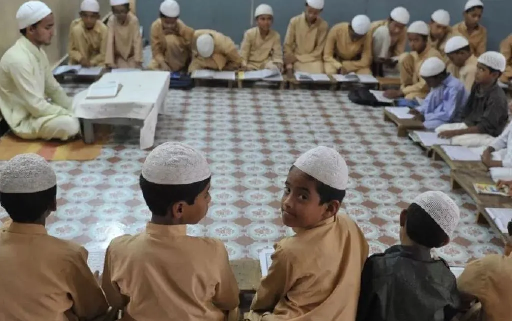 बरेली: मदरसों की गलत सूची बनाकर अराजकता का माहौल पैदा न करें- सलमान मियां 