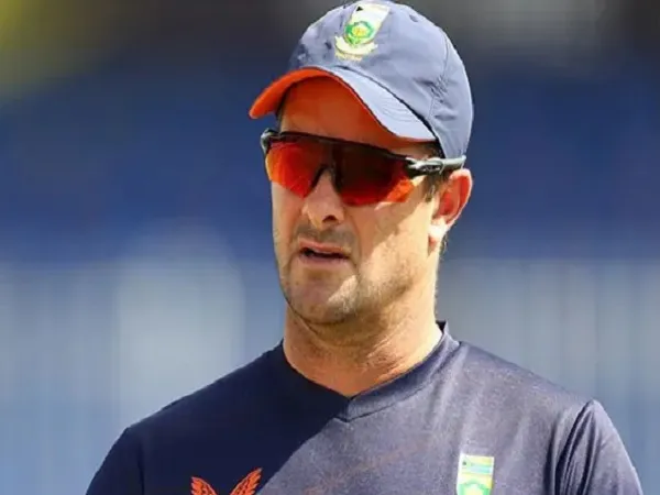 IPL 2023 : कोच मार्क बाउचर ने कहा- मुंबई इंडियंस के खिलाड़ियों को करना होगा अच्छा प्रदर्शन 