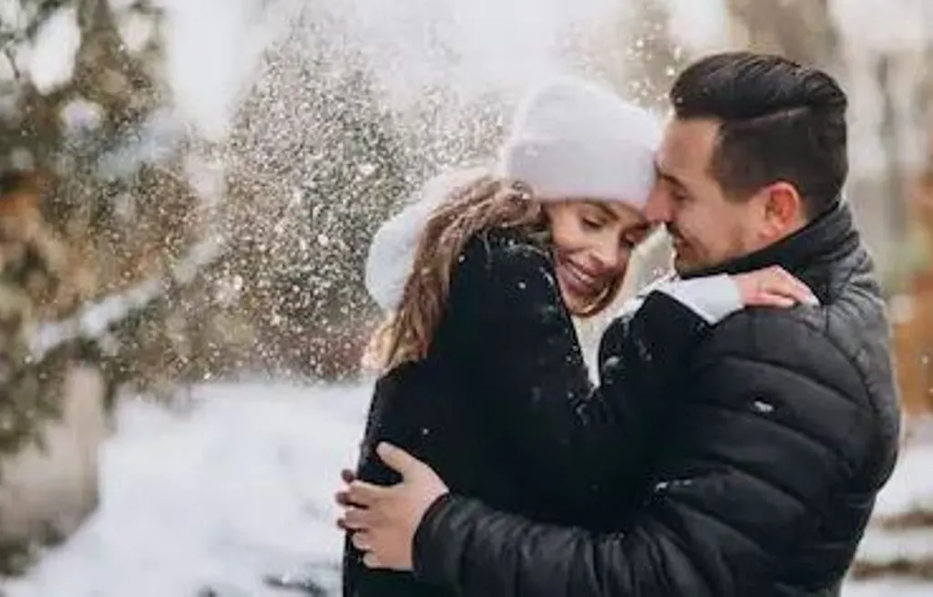 लंबी लड़कियों को मिलती है सबकी अटेंशन, जानें टॉल गर्लफ्रेंड या पत्नी होने के फायदे