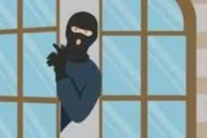 लखनऊ: तीन मकानों का ताला तोड़कर लाखों की चोरी