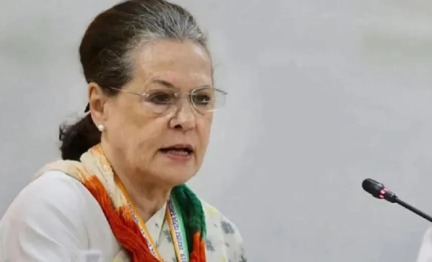 चीन पर चर्चा से इनकार लोकतंत्र का अनादर, सरकार की चुप्पी गंभीर चिंता का विषय: सोनिया गांधी