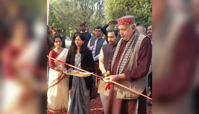 Unnao में कृषि शिक्षा मंत्री सूर्य प्रताप शाही बोले- मिट्टी और किसान की सेहत दुरुस्त रखने को प्रयासरत है बीजेपी सरकार