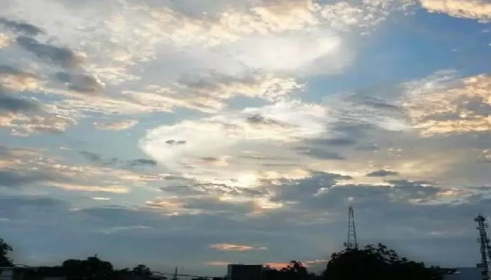 UP Weather Update: धूप नरम पड़ने से छाएंगे बादल, दिन में भी ठंड बढ़ने की संभावना, मौसम वैज्ञानिक ने दी यह चेतावनी