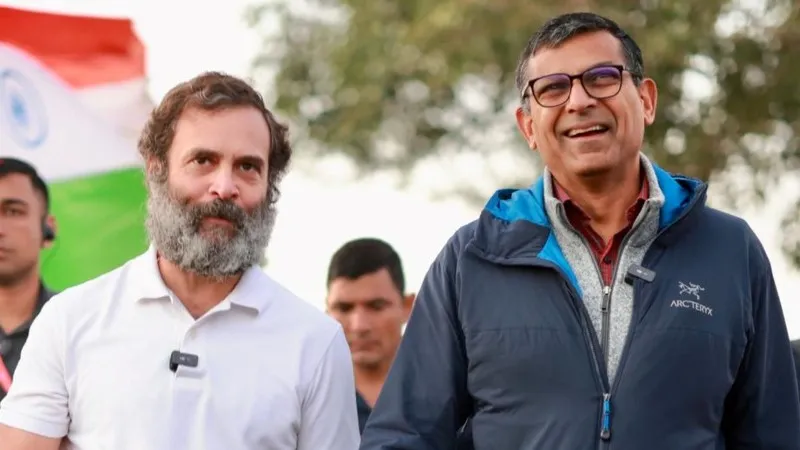 भारत जोड़ो यात्रा : RaGa संग कदमताल करते दिखे RBI के पूर्व गवर्नर रघुराम राजन