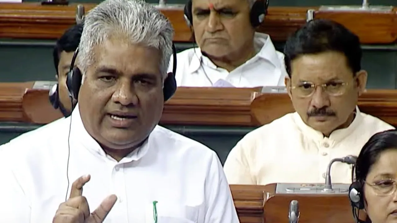 बेरोजगारी में आने लगी है कमी, कार्यबल में महिलाओं की संख्या बढ़ाने को लेकर सरकार प्रतिबद्ध : श्रम एवं रोजगार मंत्री