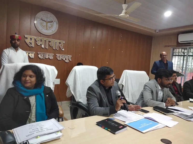जौनपुर: कुपोषित बच्चों को पोषण किट उपलब्ध कराया जाए - जिलाधिकारी 