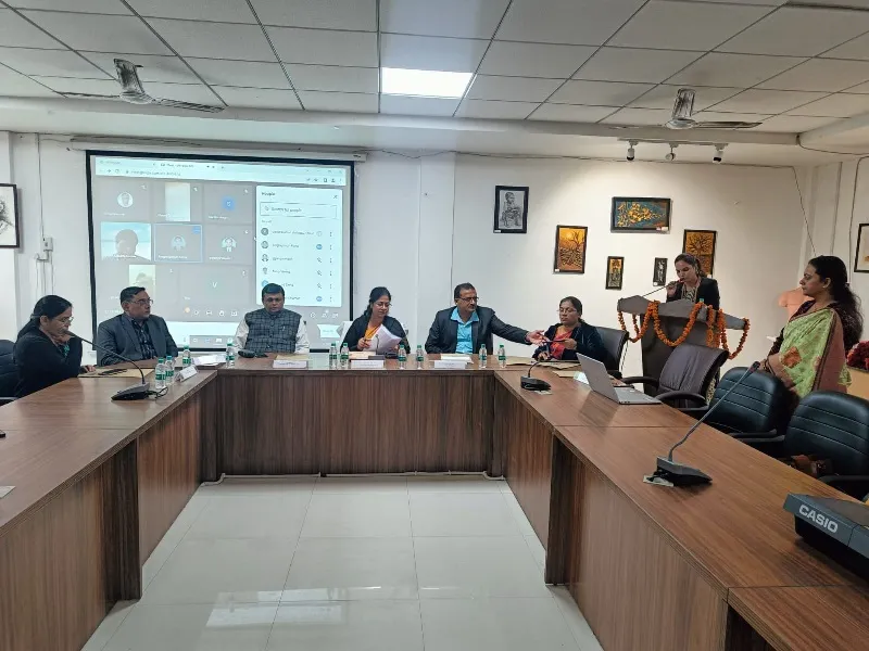 राष्ट्रीय सेमिनार : कुलपति बोले- डॉ. अम्बेडकर ने आर्थिक समता मूलक विकास को मूर्त रूप दिया