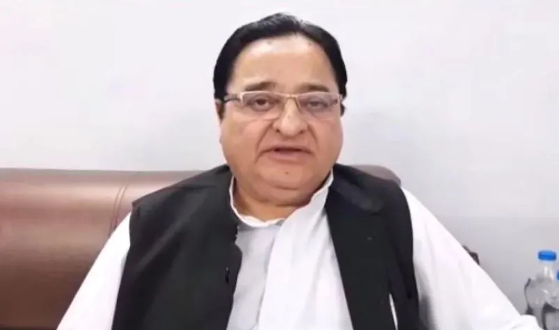 मुरादाबाद: नियमित शराब पीने वालों को गिरफ्तार कर करें कार्रवाई- सांसद डॉ. एसटी हसन