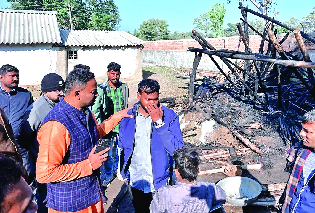 बाजपुर: गोशाला में लगी आग, 18 मवेशी जिंदा जले