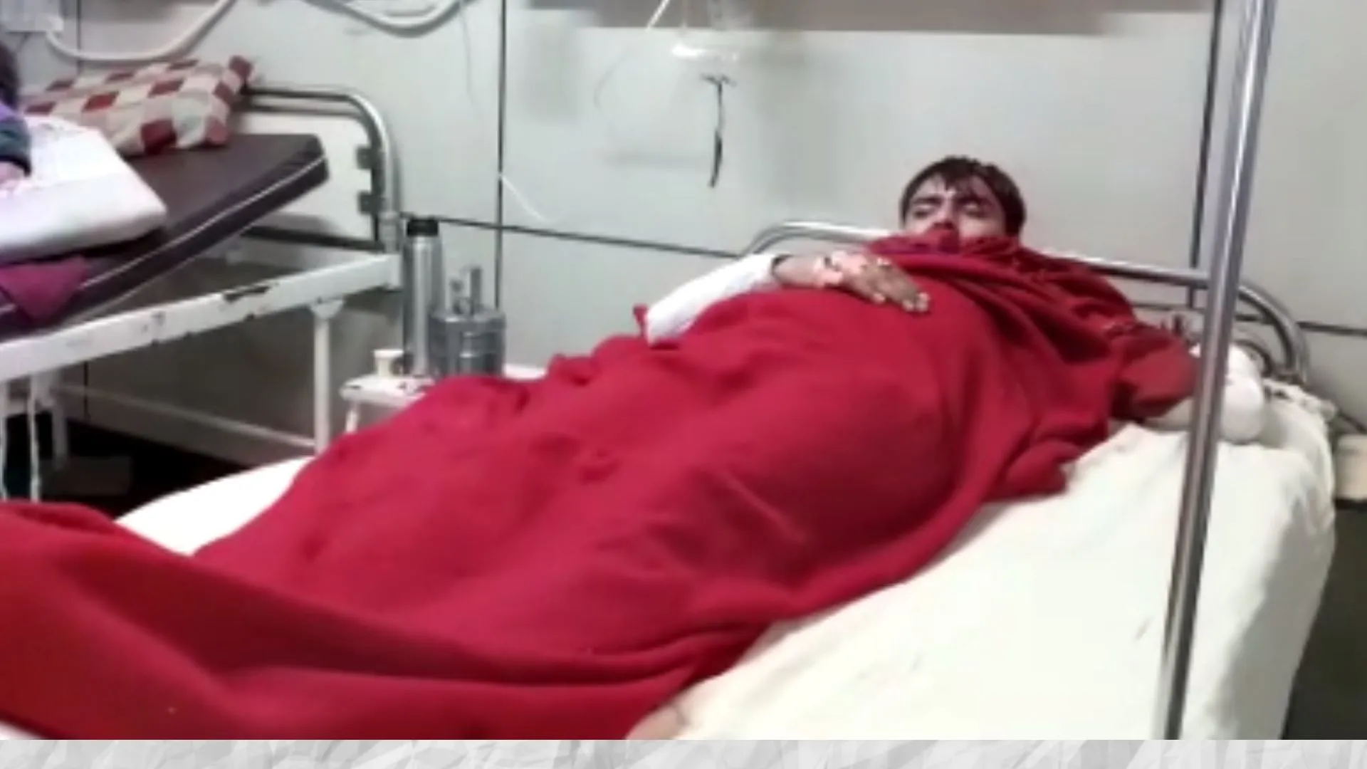 मेरठ: डकैती मामले में वांछित चल रहा 25 हजार का इनामी बदमाश पुलिस मुठभेड़ में पकड़ा गया