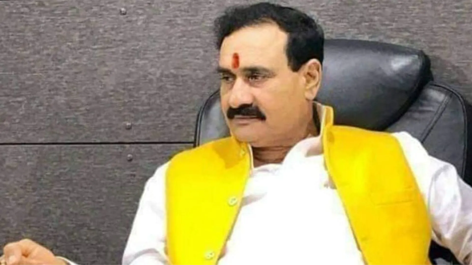 मध्य प्रदेश के गृह मंत्री ने हजरत मोहम्मद पर निबंध प्रतियोगिता को रुकवाने के दिए निर्देश