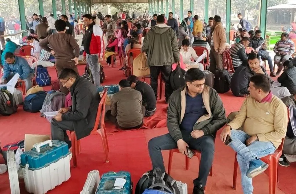 रामपुर विधानसभा उपचुनाव कल, 387529 मतदाता करेंगे प्रत्याशियों के भाग्य का फैसला