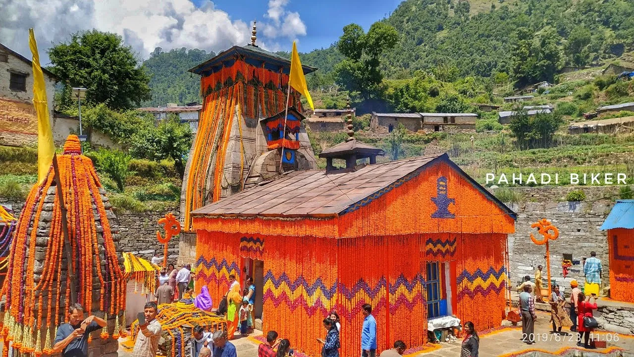 रुद्रप्रयाग: त्रियुगीनारायण मंदिर में बढ़ा शादी का क्रेज, जून 2023 तक बुकिंग फुल
