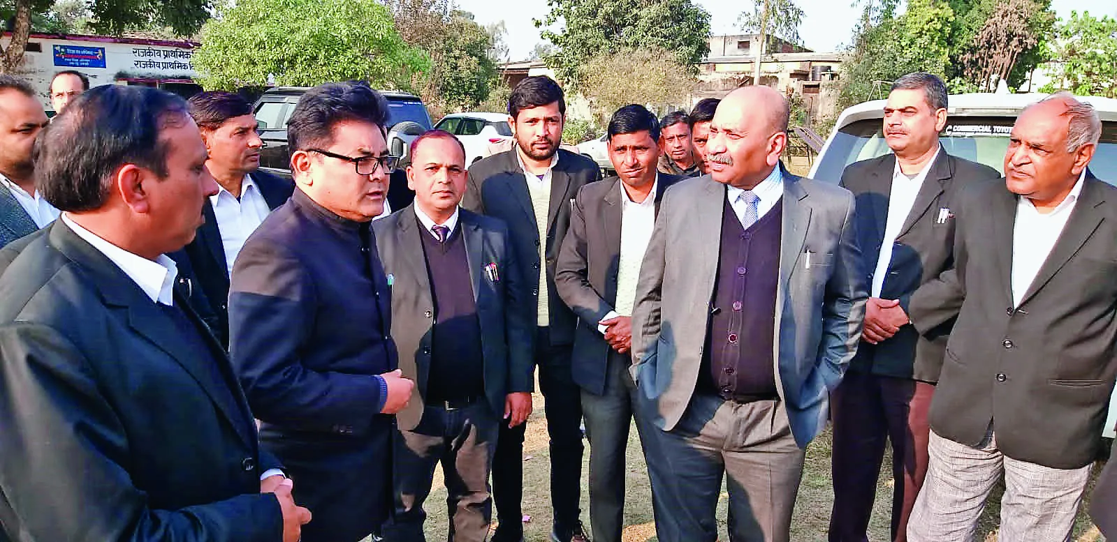 जसपुर: कोर्ट भवन निर्माण के लिए लिया जमीन का जायजा 