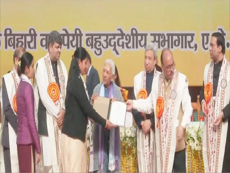 जौनपुर : जनपद की बेटी मनीषा को मिली पीएचडी की उपाधि