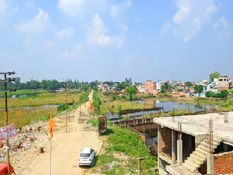 गोसाईगंज फोर लेन : 300 परिवारों के उजड़ने का खतरा टला