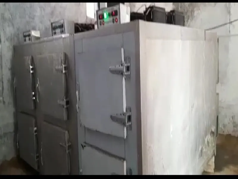 बहराइच : शव रखने के लिए आए छह फ्रीजर बने कबाड़