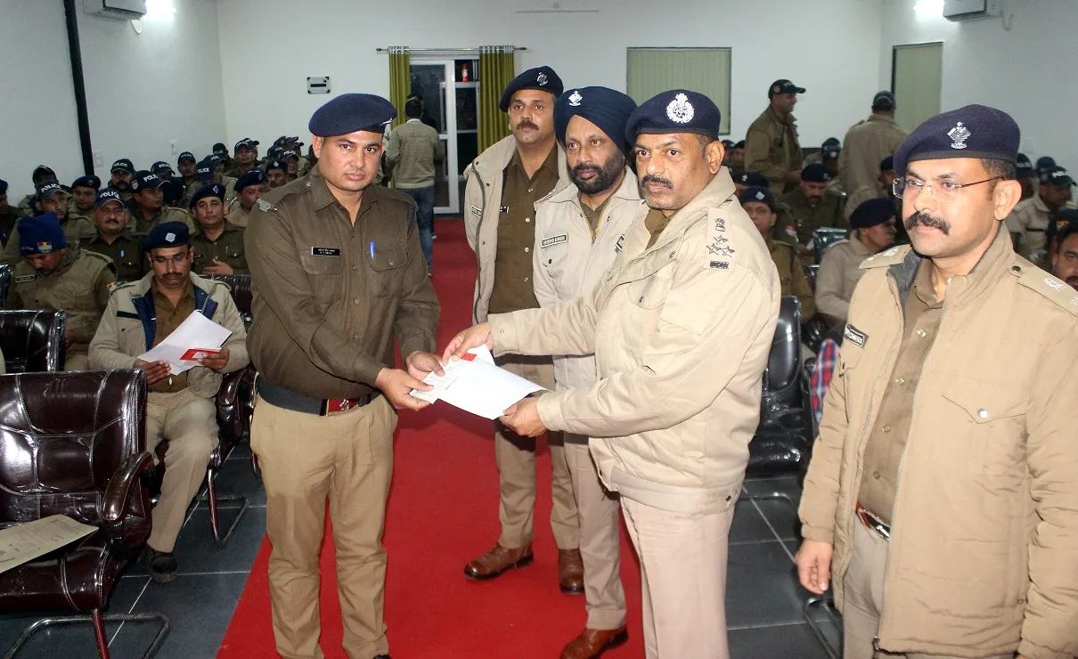 हल्द्वानी: बीट पुलिस को मिले सीयूजी, बीट बुक में होगा दर्ज होगा काम