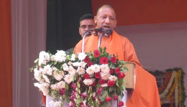 शाहजहांपुर: निकाय चुनाव में ट्रिपल इंजन की सरकार बनाएं, विकास बढ़ाएं- योगी