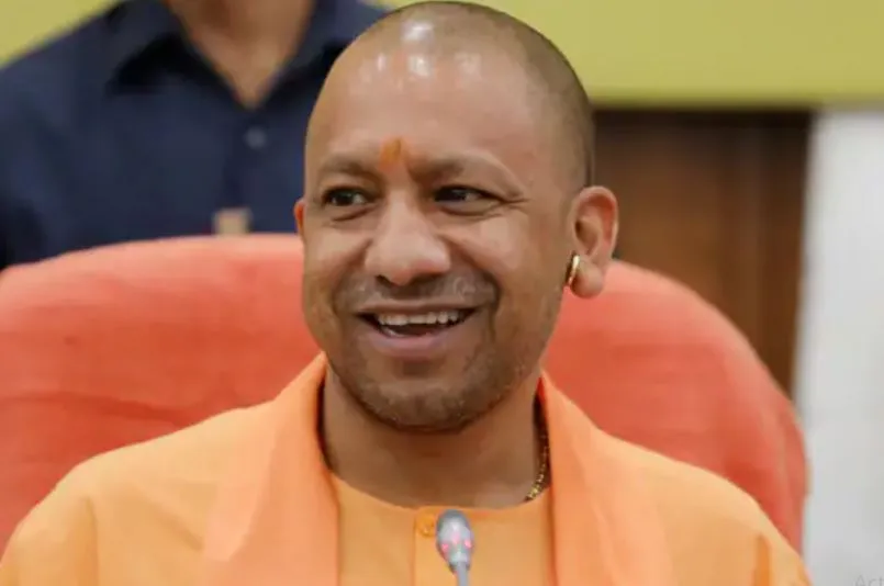 शाहजहांपुर: सीएम के आगमन को लेकर तैयारियां तेज, रात में भी हो रहा काम