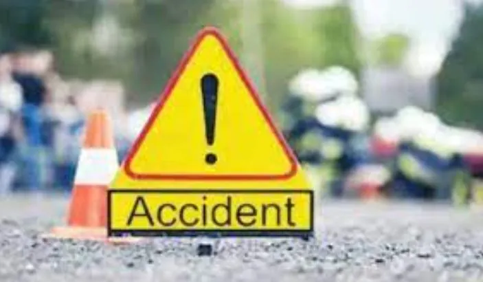 शाहजहांपुर: अज्ञात वाहन ने स्कूटी को मारी टक्कर, युवक की मौत