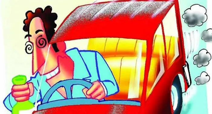 किच्छा: ऑटो व दर्जनों ई-रिक्शा किए सीज, शराबी चालक गिरफ्तार