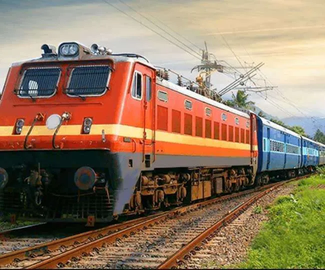 बरेली: सबसे लोकप्रिय मुंबई स्पेशल ट्रेन का संचालन बंद, रैक नहीं होने कारण रेलवे का फैसला