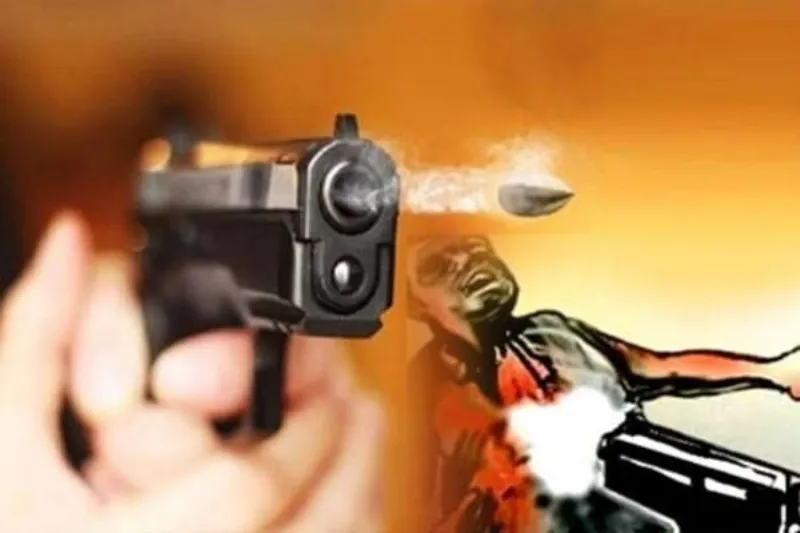 पारिक रंजिश को लेकर फायरिंग में एक व्यक्ति की मौत, एक अन्य घायल 