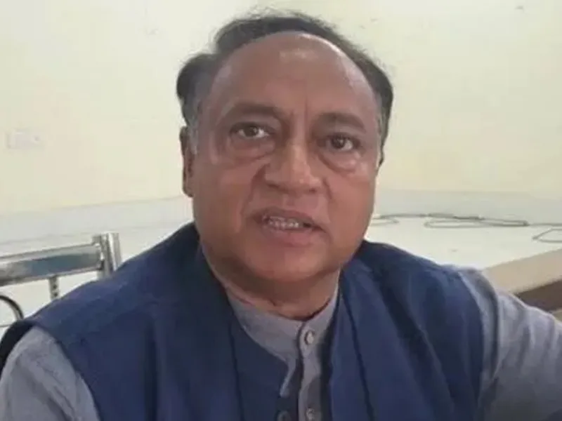 हमें अपनी सेना पर गर्व है:  कांग्रेस विधायक लक्ष्मण सिंह