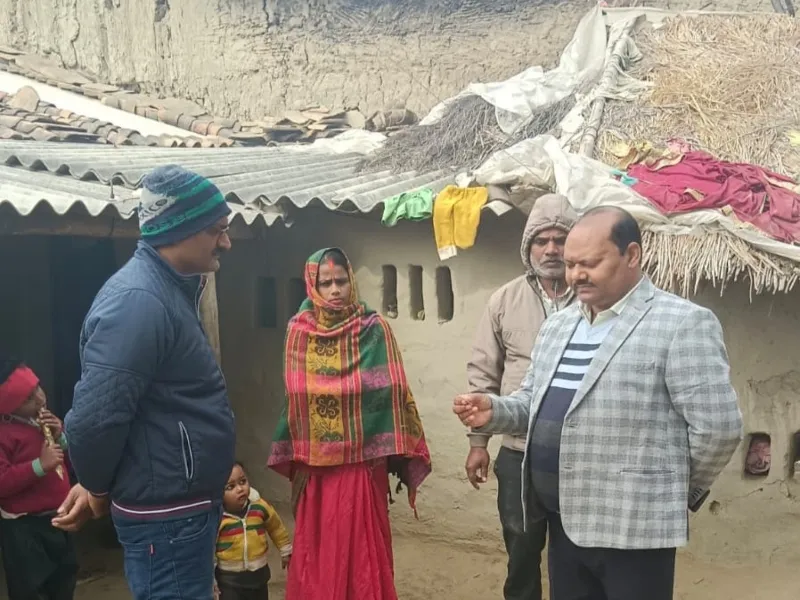 जौनपुर: आपूर्ति निरीक्षक ने किया राशन की दुकानों का निरीक्षण, दिए निर्देश 