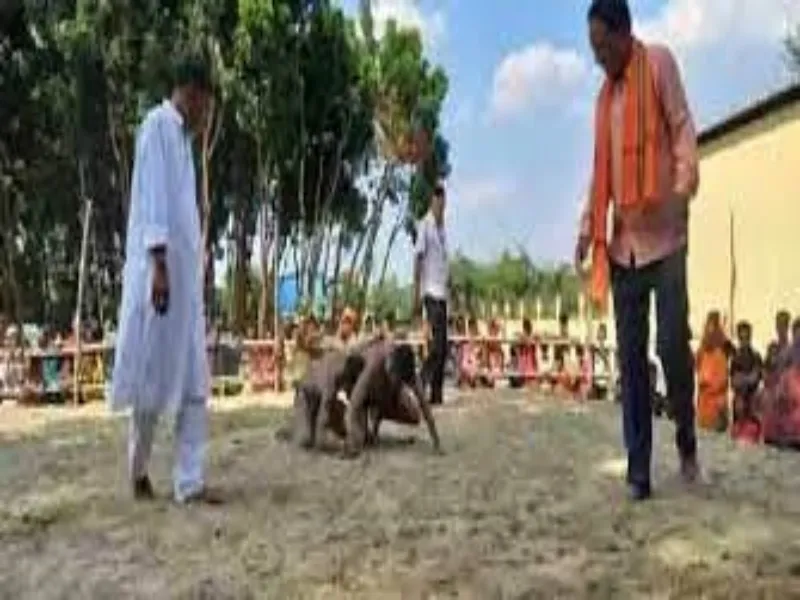 बाराबंकी: दंगल के फाइनल मुकाबले में संदीप ने मारी बाजी 
