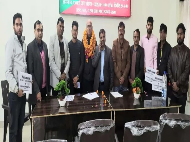 लखनऊ: फार्मेसिस्ट फेडरेशन की साइंटिफिक विंग ने गोल्ड मेडलिस्ट 'ज्ञान' का किया सम्मान