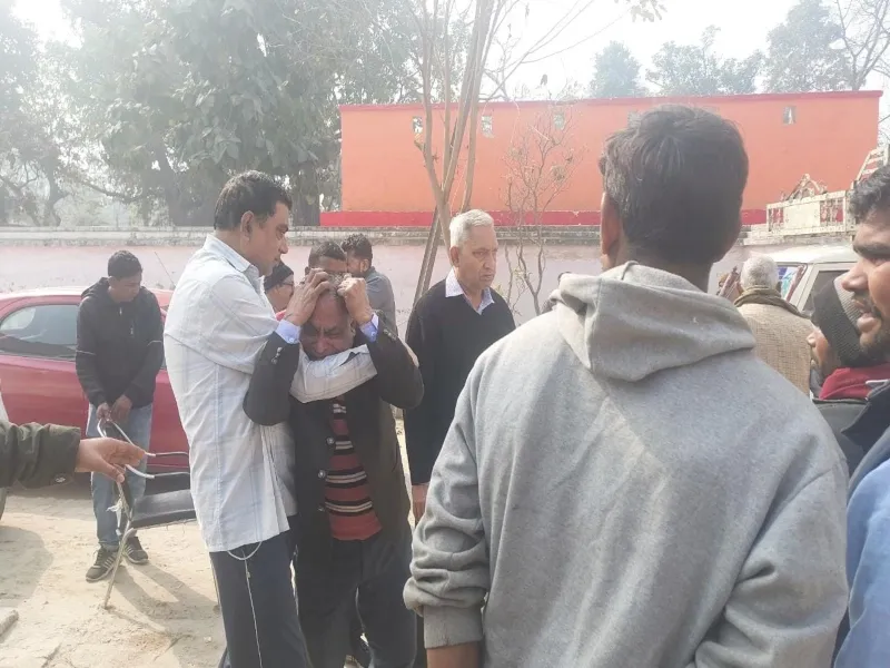 गोंडा: अज्ञात वाहन की ठोकर से बाइक सवार शिक्षक की मौत 