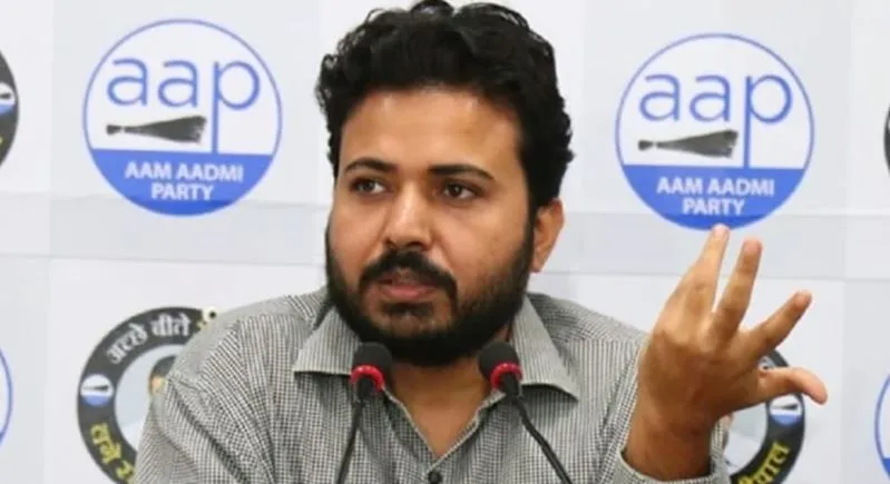 दिल्ली में ‘खराब’ कानून-व्यवस्था को लेकर उपराज्यपाल आवास का घेराव करेगी ‘AAP’