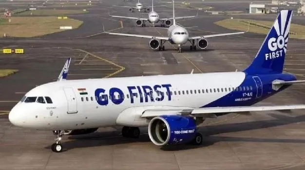 DGCA ने Go Air पर लगाया 10 लाख का जुर्माना, 55 यात्रियों को छोड़ उड़ा था विमान