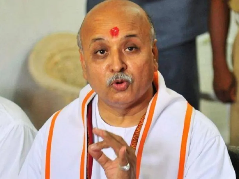 वाराणसी में जनसंख्या को लेकर प्रवीण तोगड़िया का बड़ा बयान- नहीं बना कानून तो खतरे में होगा राम मंदिर    