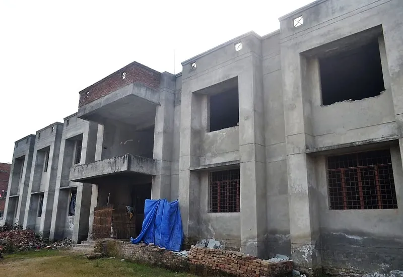 मुरादाबाद : अधर में लटका महिला शरणालय का निर्माण, डीएम छह बार पत्र लिखकर कर चुके हैं अवशेष धनराशि अवमुक्त करने की मांग 