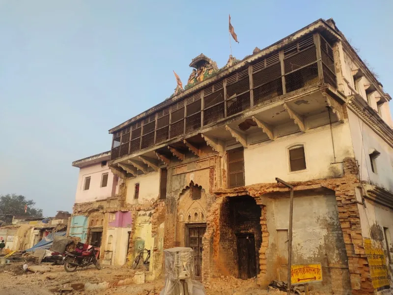 अयोध्या: प्राचीन पद्धति से मंदिरों का होगा सौंदर्यीकरण 