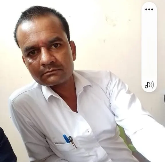 Barabanki Breaking: खुद को आग लगाने वाले मुंशी की मौत, कानूनगो निलंबित