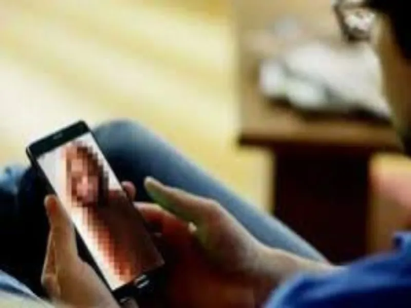 लखनऊ: फिर Active हुआ अश्लील वीडियो से उगाही का गैंग, युवक से Video Viral की धमकी देकर लाखों ठगे   