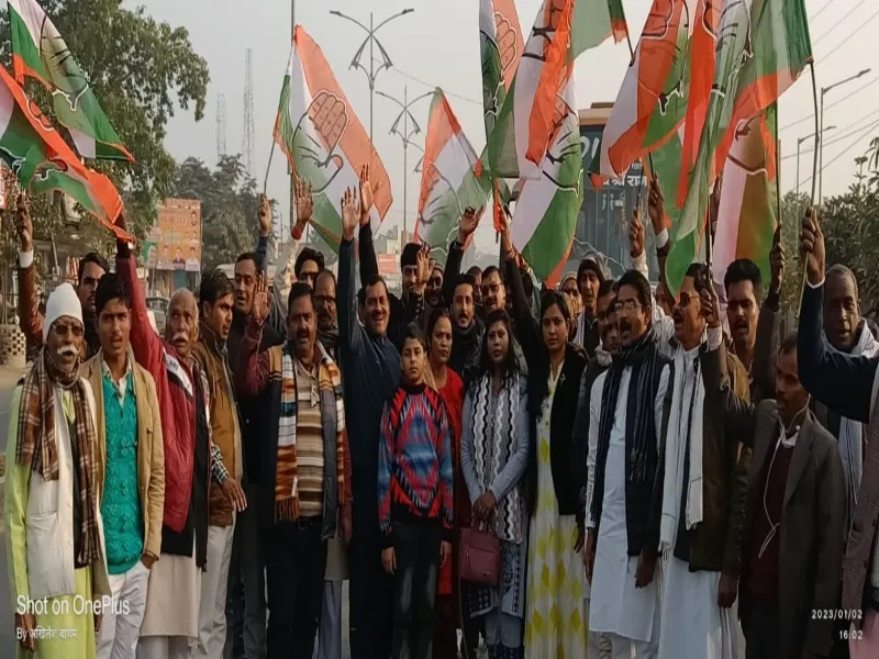 हरदोई: भारत जोड़ो यात्रा में शामिल होने के लिए कांग्रेसी रवाना